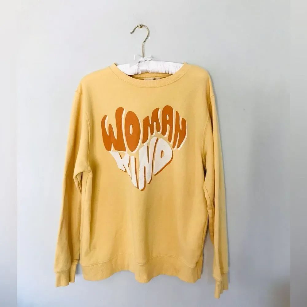 Woman kind pale yellow and organs retro style crew neck oversized sweatshirt